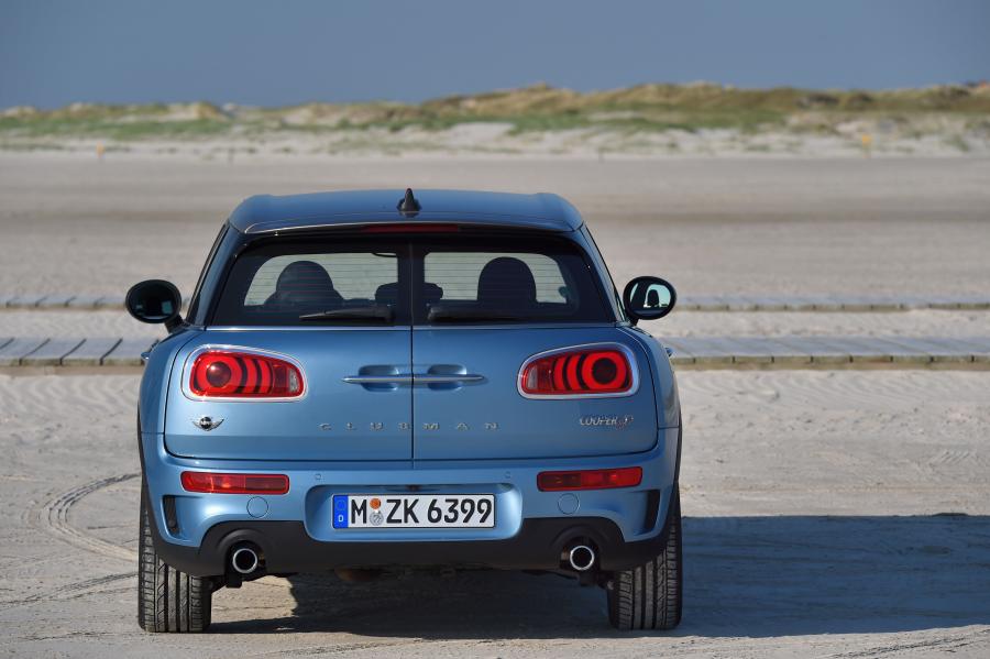 Mini Cooper SD Clubman ALL4 2016 года  (фото 6 из 101)